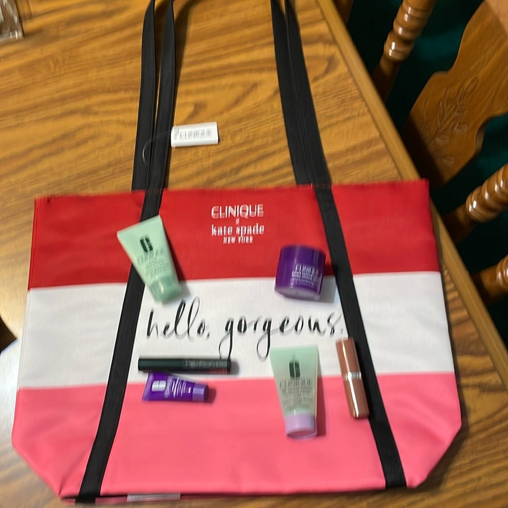 Clinique & Kate Spade collab tote bag with Clinique products in sample size